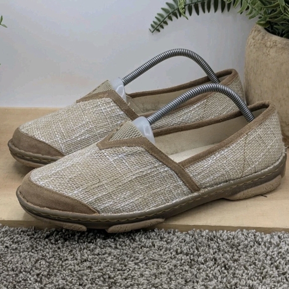 Tony Lama Slip On Revada Womens Size 8.5 Thick Sole Shoes Walking Hiking - Picture 2 of 8